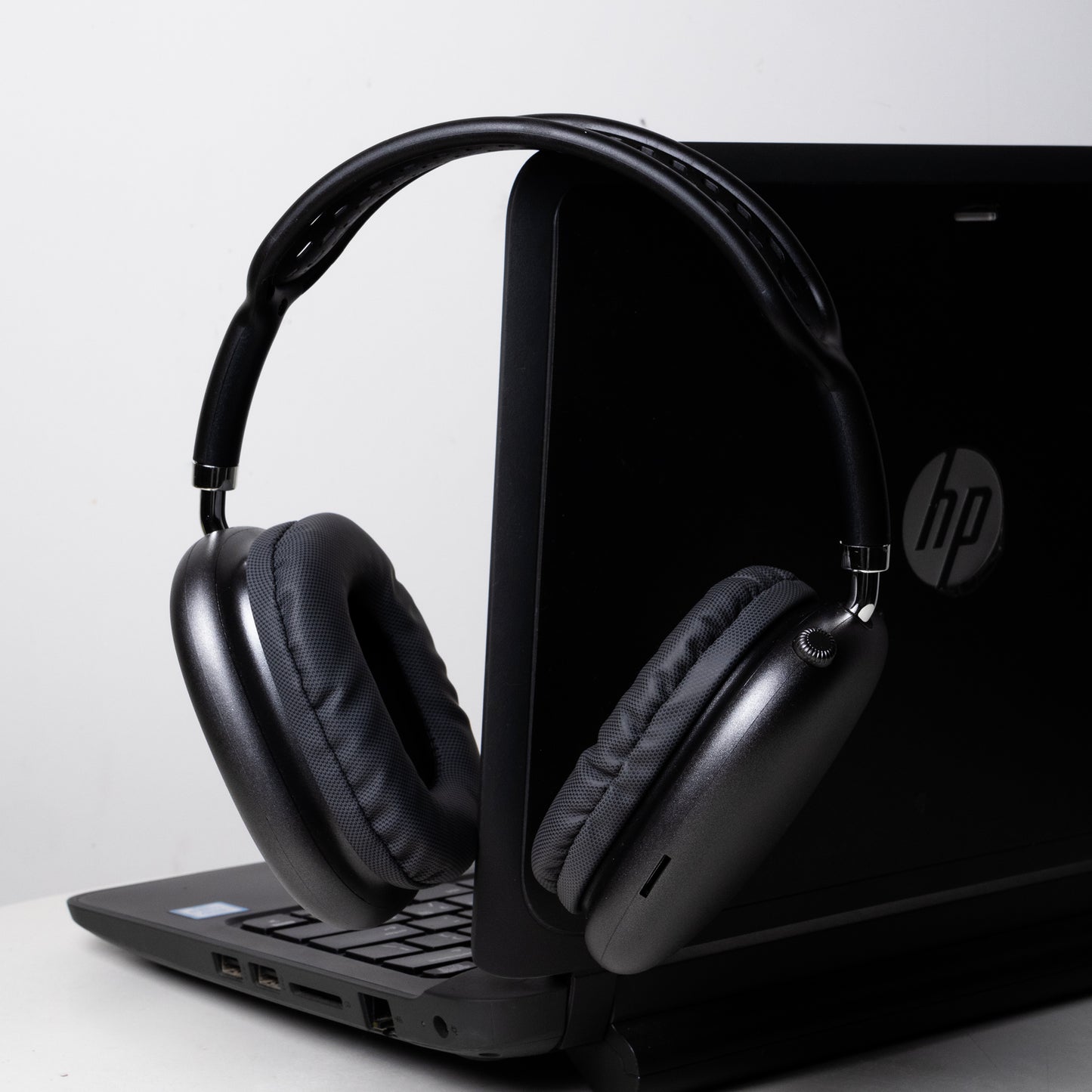 Air Pro Max (Black Edition)